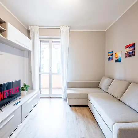 Homiday- Light Flat - Free Parking